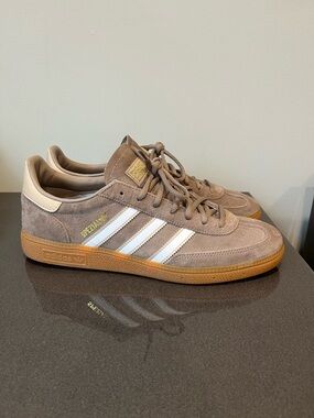 Adidas Handball Spezial Sneakers Mens 10.5 Suede Gum Sole Retro Terrace Shoes